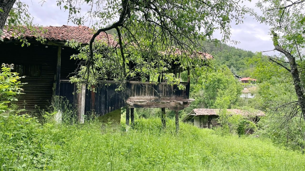 Did I Just Find a Village I Want to Live in Bulgaria? 😮