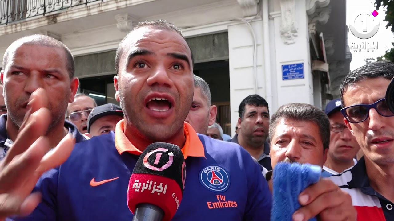 شاهد سكان القصبة يناشدون الوالي لترحيلهم الى سكنات لائقة