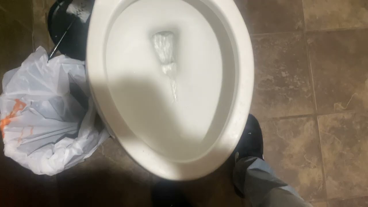 🚽Popeyes bathroom tour sink and Kohler highline toilet 