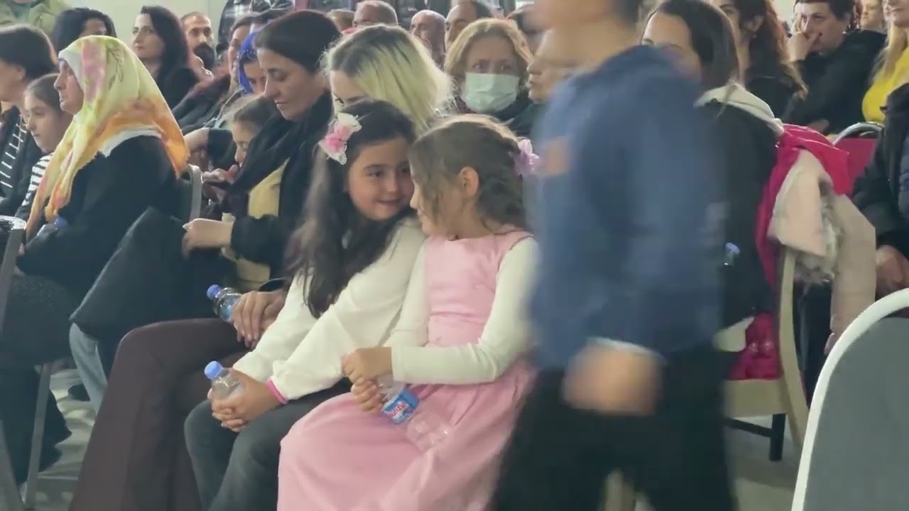 Hozat’ta halk konseri: Halkla kazanacak sorunlarımıza birlikte çözüm bulacağız