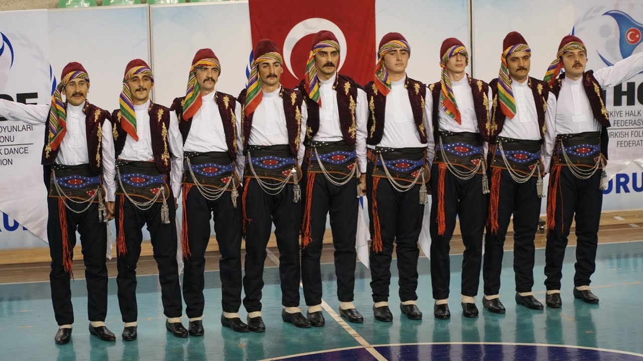 ÇORUM BEDEN EĞİTİMİ ÖĞRETMENLERİ SPOR KULÜBÜ VE DERNEĞİ HALK OYUNLARI EKİBİ 17 ŞUBAT 2018 / ÇORUM