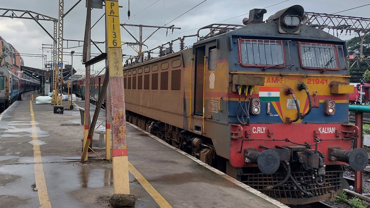 Deccan Queen's scenic run through the BHOR GHATS in peak monsoon season : 100 SUBSCRIBERS SPL VIDEO!