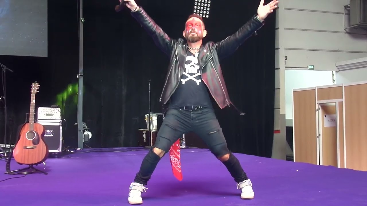 Zed le Rouge Live Pau Anime Game Show Concert du 01/10/2022 1/3