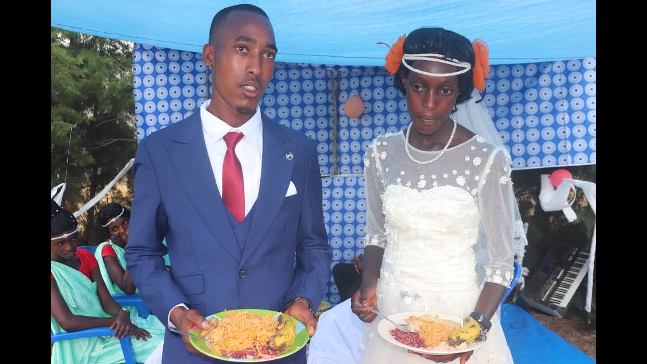 MINEMBWE/ UBUKWE BWA IRANZI NUMUKUNZI  WE // BATWERETSE IBIRORI BIBEREYE IJISHO