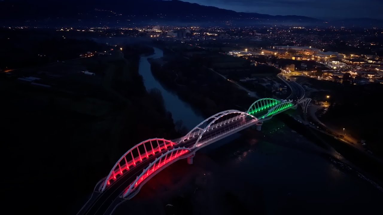 Inaugurato il nuovo ponte sul Serchio; apre al transito da mercoledì mattina