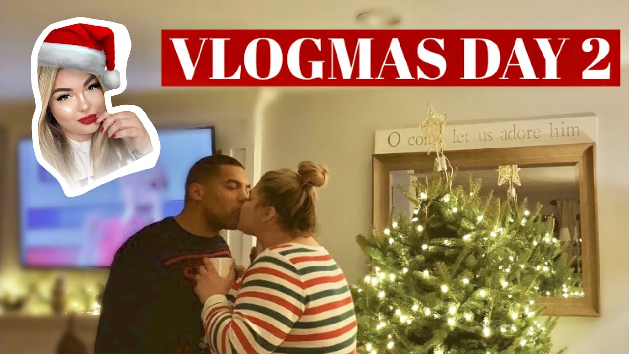 VLOGMAS DAY 2 | Decorating Our First Tree Together!