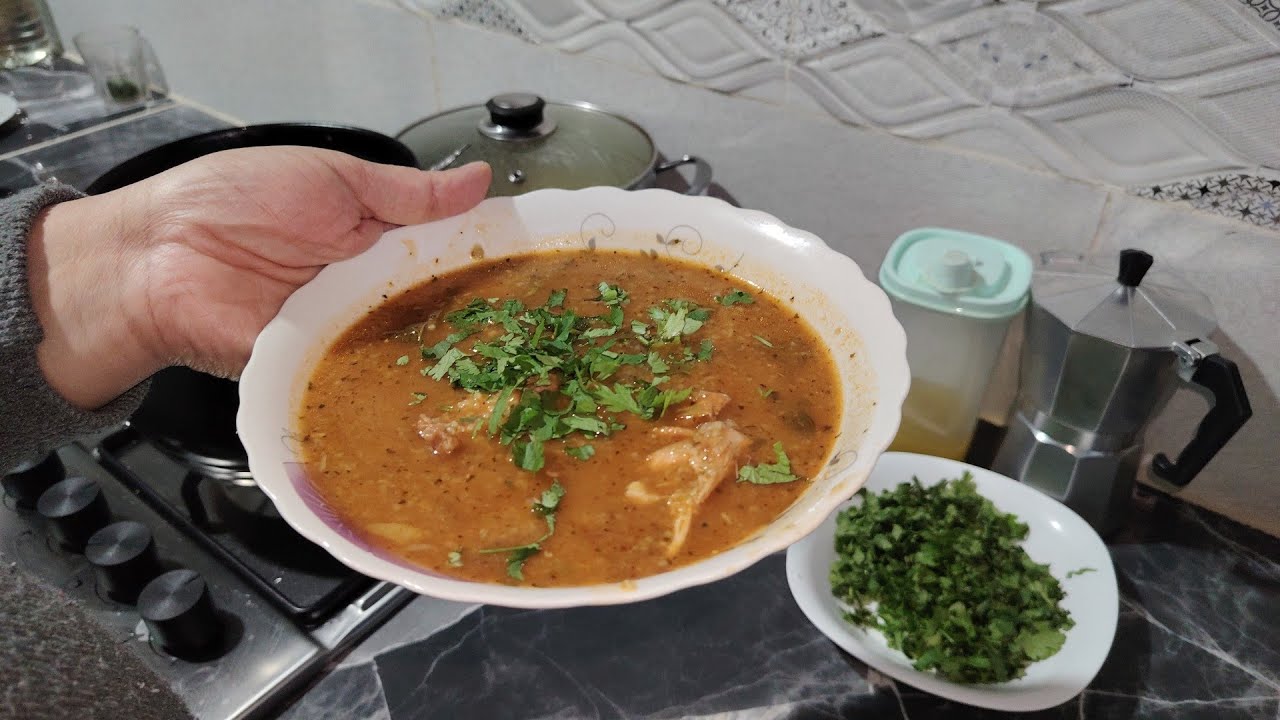 بدأت قناة 