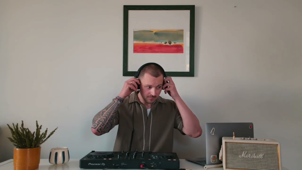 Morning Coffee House Music ☕ Classic House | Relaxing Morning Vibes at Home