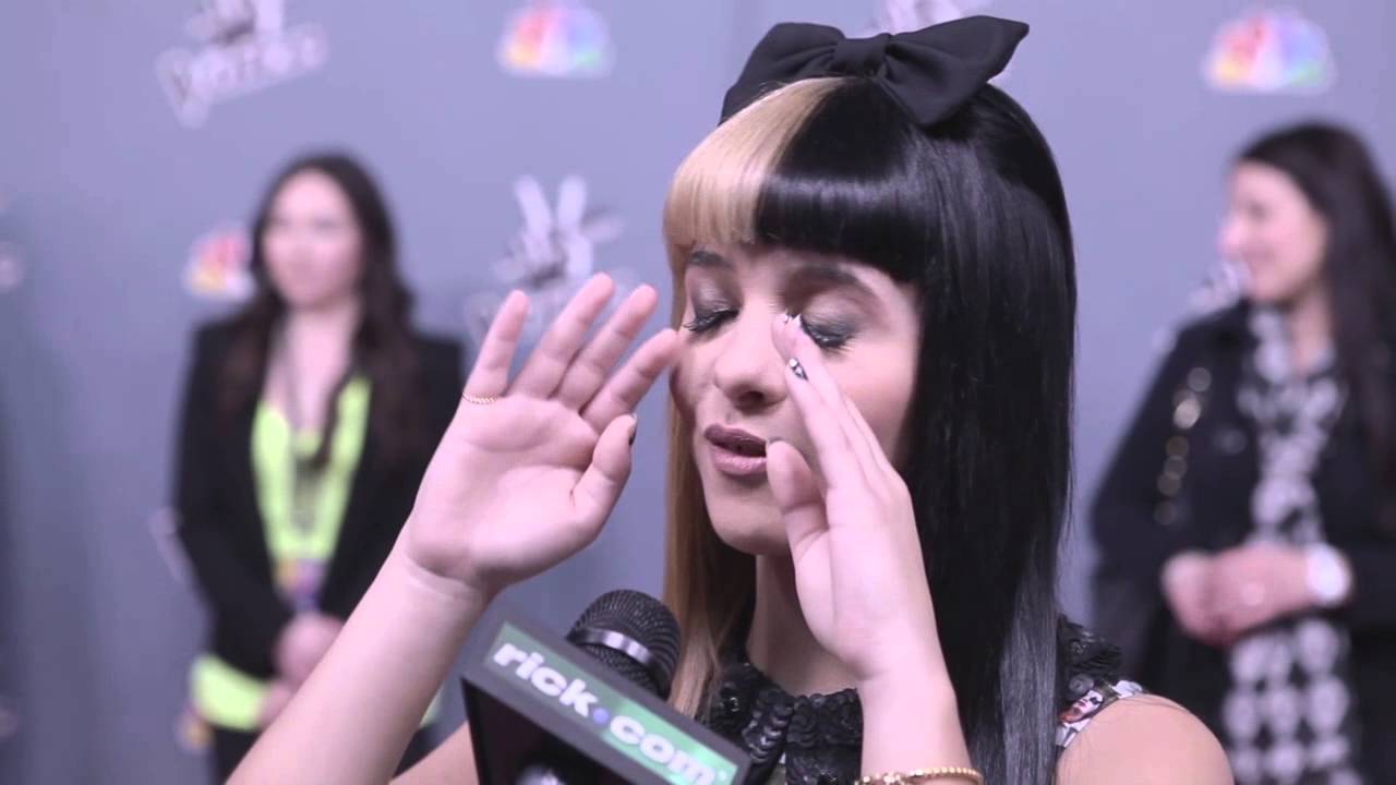 Melanie Martinez Backstage at The Voice Week 2