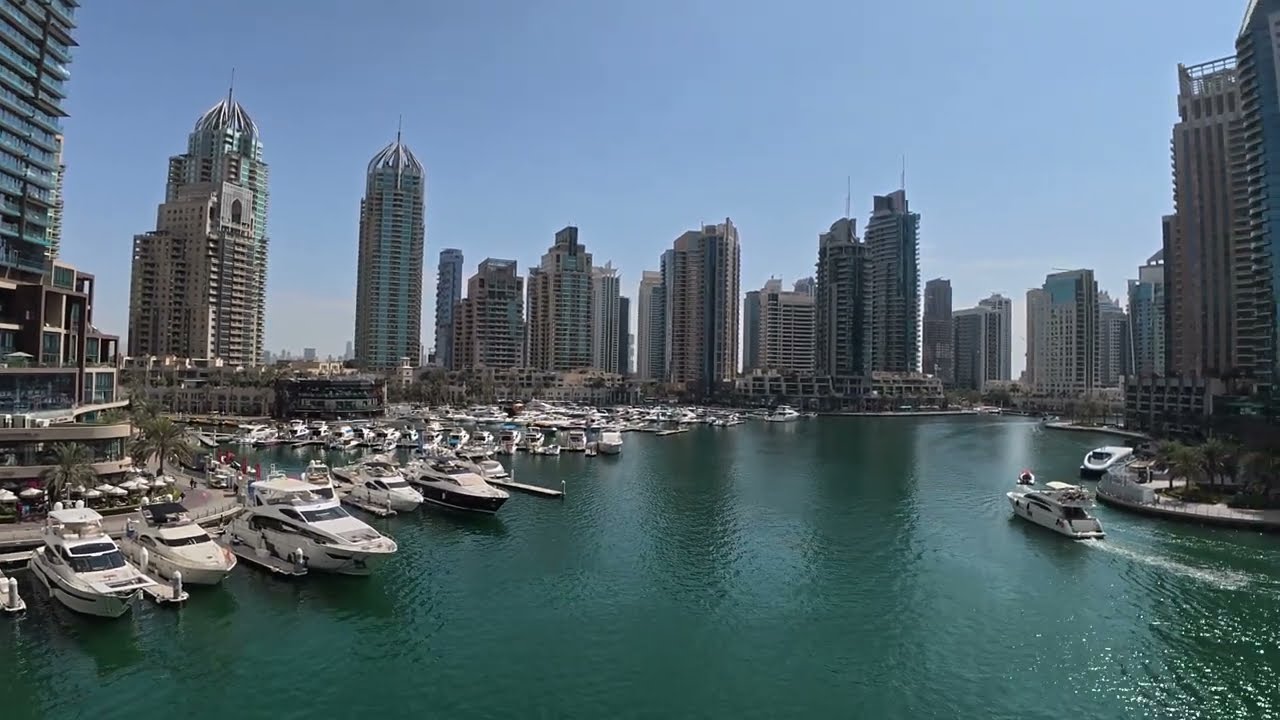 Cayan Tower at Dubai Marina room view