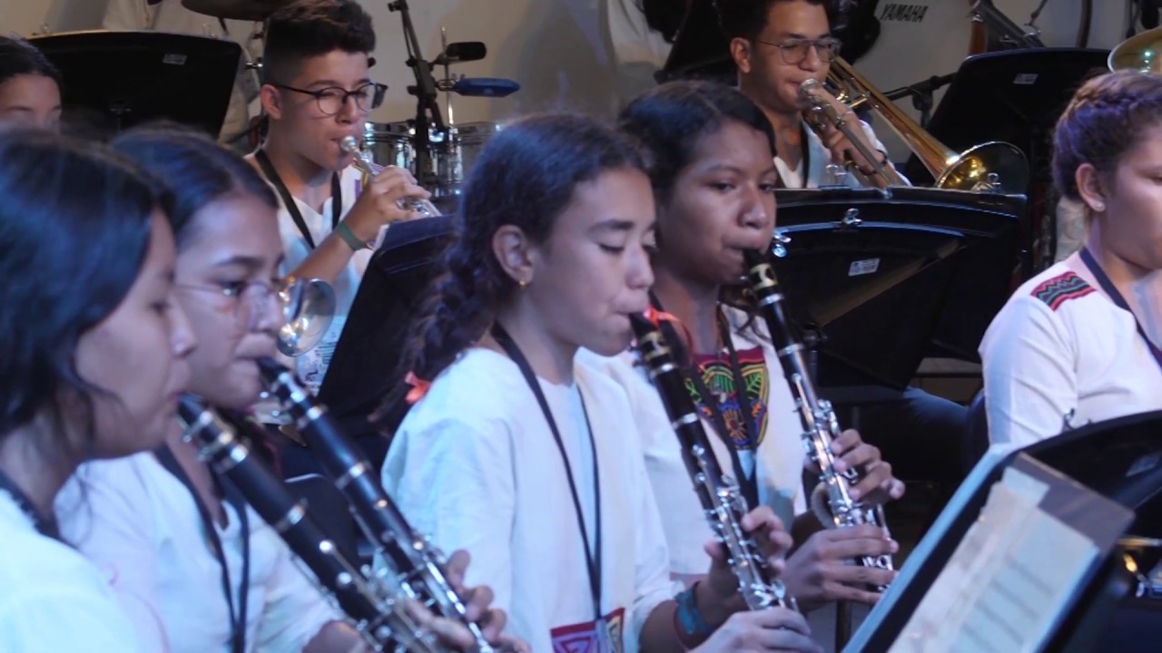 Banda de Vientos Sinfónicos de Ginebra - Piratas del Caribe - La Maldición del Perla Negra