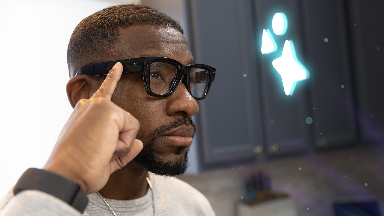 I Ditched My Phone for a Day &mdash; These Glasses Did Everything