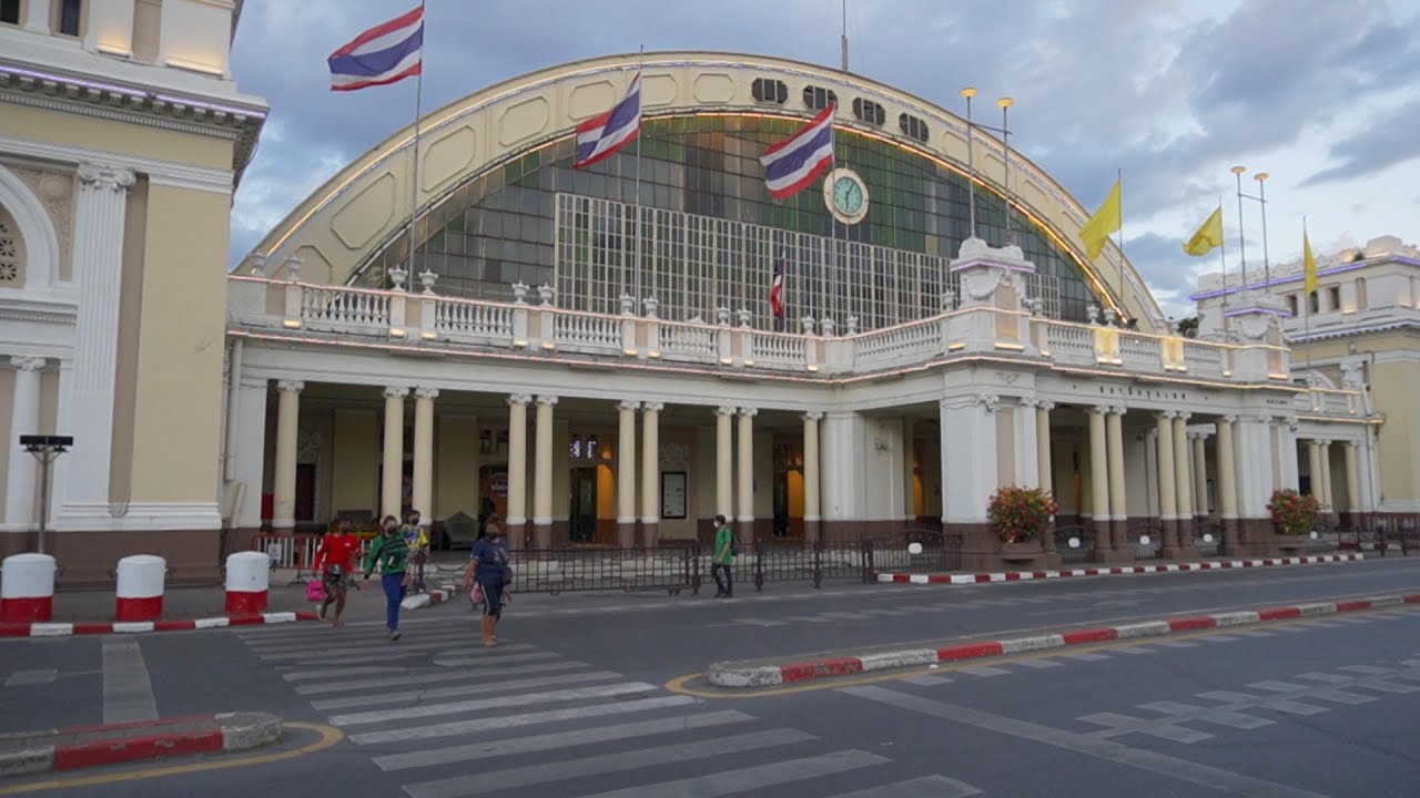 Wat Mangkon Station To Hua Lamphong Station : Walking