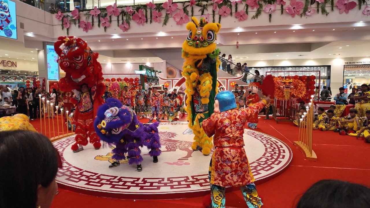 Happy Lunar New Year 2026 in CAMBODIA - Walking Tour in AEON Mall, Phnom Penh City