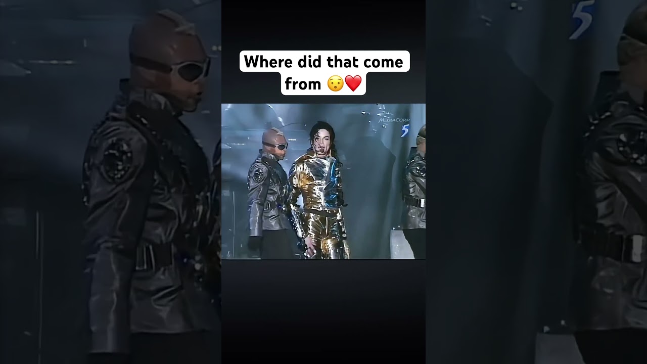 MICHAEL JACKSON HISTORY TOUR IN THE CLOSET | WATCH HOW SWITCHED TO HIS DEEP VOICE 😯