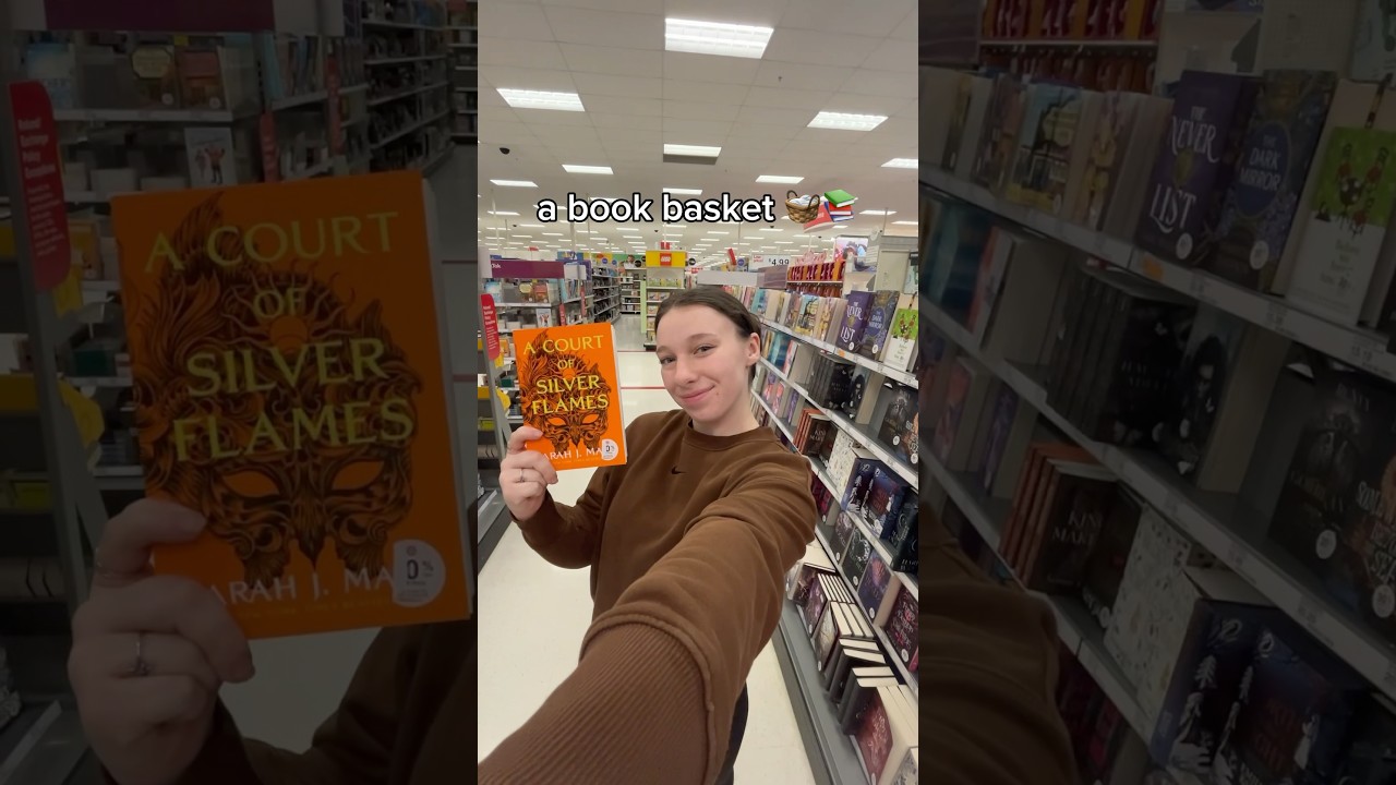 Make a book basket with me #booktok #booktube #bookreview #booksummary #reading #bookish #books