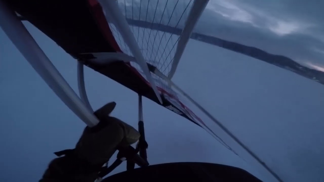 Kitewing Maridalsvannet 08.12.23 sunrise