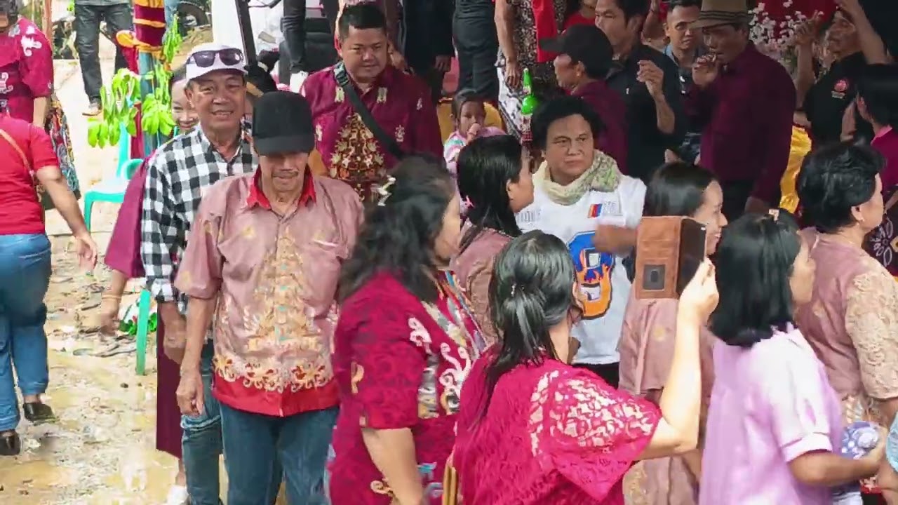 TANDAK TIMANG { Risna L Agan & ....... } wedding party DEPRIANA & RUDI desa Rantau Asem Katingan 