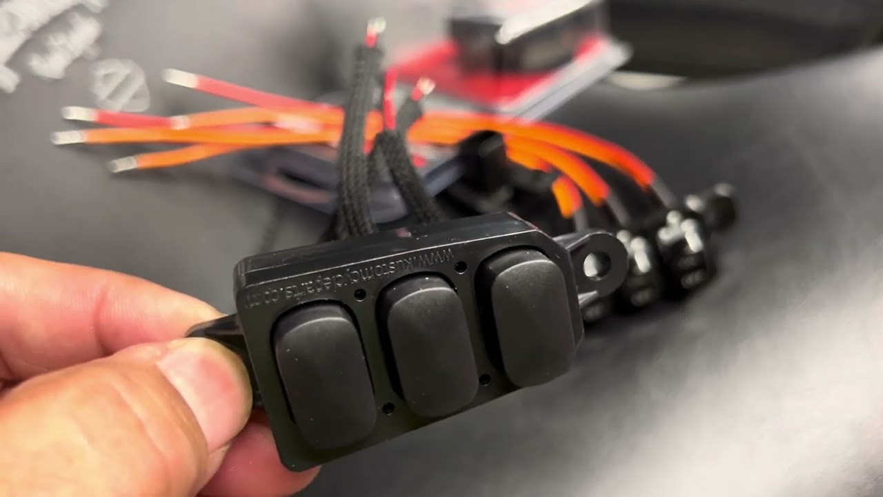 2014-2023 Harley touring auxiliary switches. Two nice options shown! (Tri Glide, Street Glide, Ultra