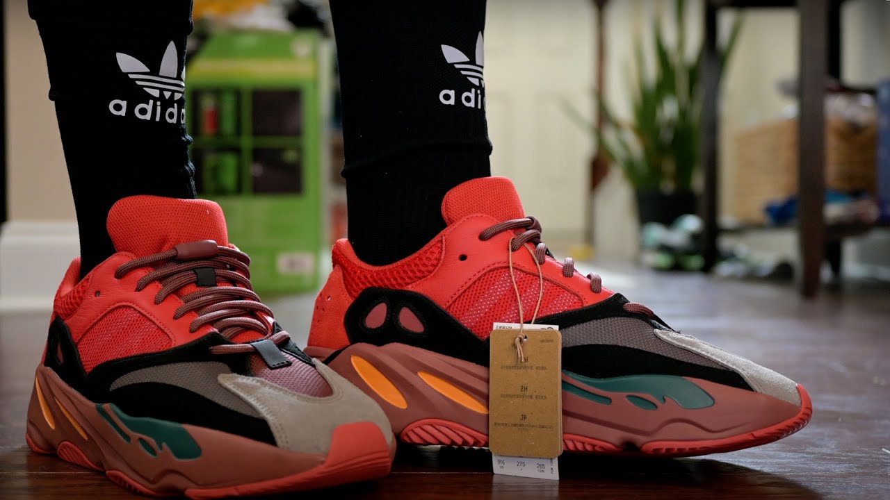 YEEZY 700 V1 