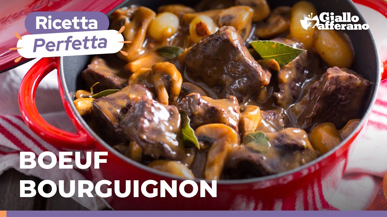 BOEUF BOURGUIGNON, un super classico della cucina francese, saporito e gustoso! RICETTA ORIGINALE 😋🍲