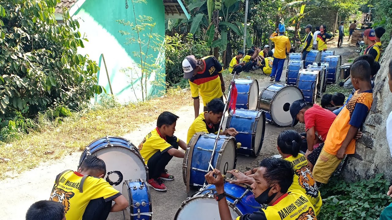 di BALIK LAYAR pemain MAONG REMAS akan show di Pocangan | Drumband Can macanan