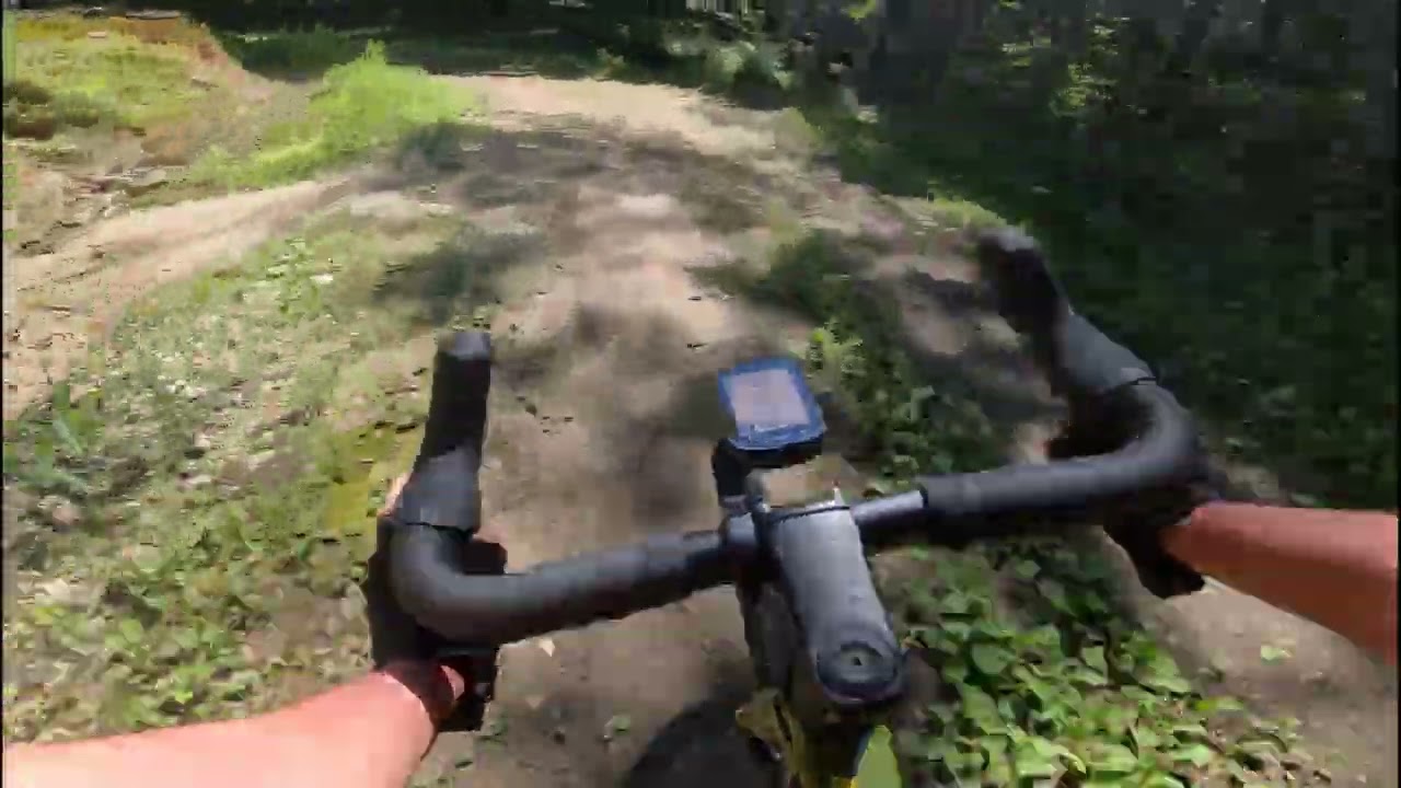 Gravel Descent on Superior X-Road Gr