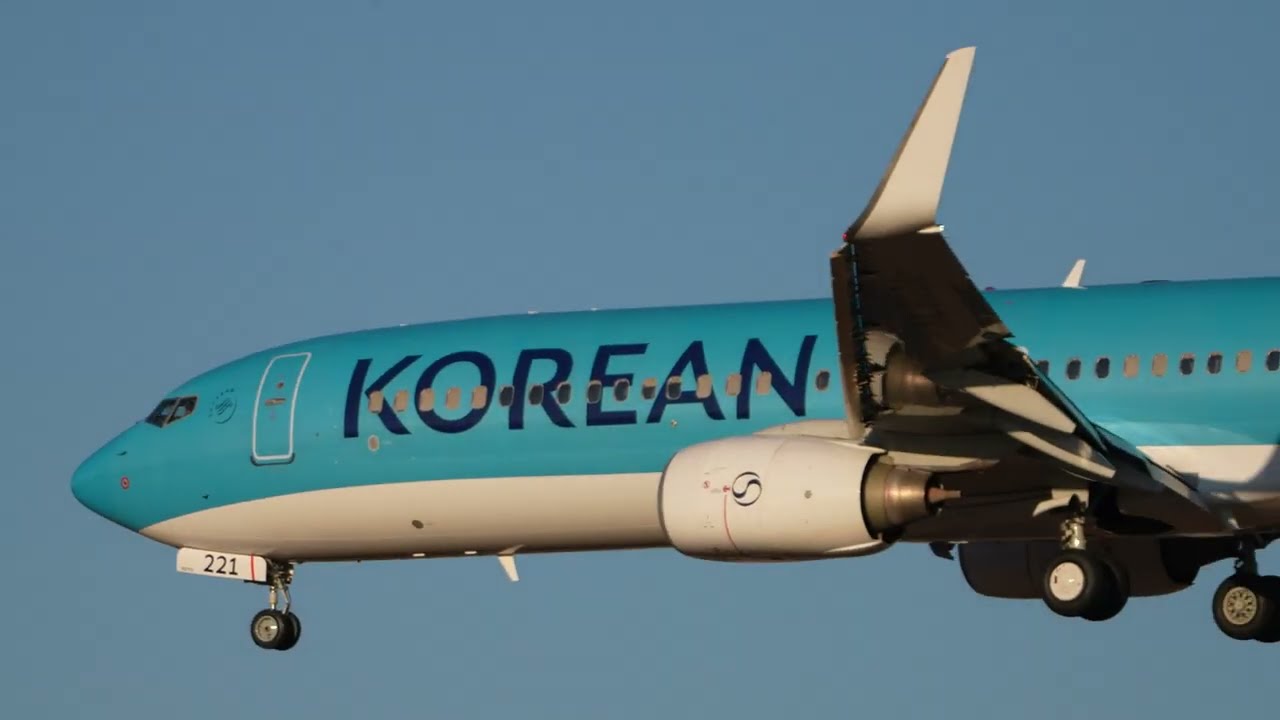 #planespotting#narita Airport Japan rw34L arrival/departures