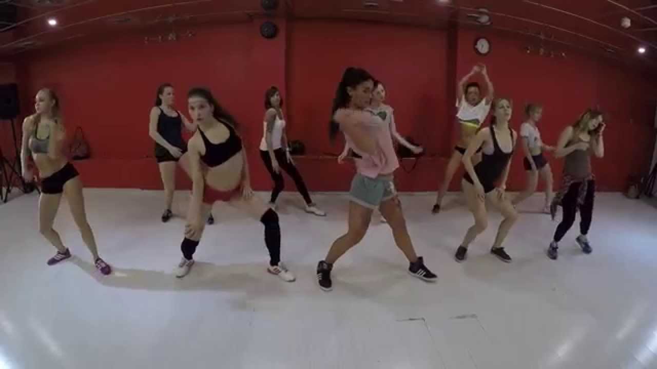 YANDEL FT GADIEL EL GENERAL FT FARRUKKO - PLAKITO | REGGAETON CHOREOGRAPHY BY LESSSI | APR'15
