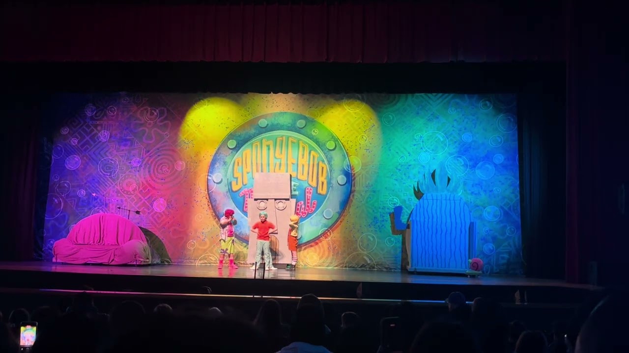 SpongeBob the Musical, Intro + Bikini Bottom Day - HHH Hills on Stage 2026 #spongebob #musical 