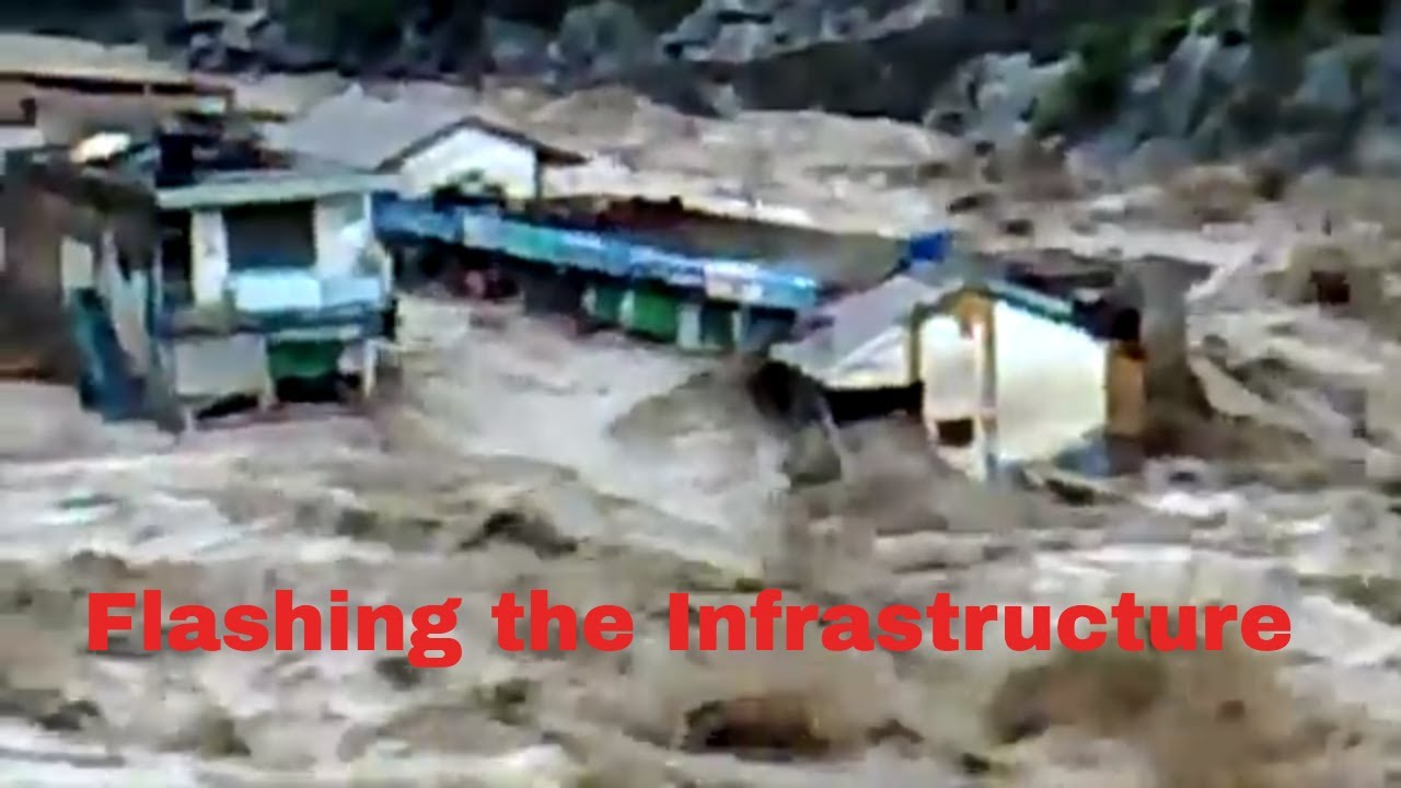 Devastating Flash Flood in Swat Bahrain, Kalam and Kund Battagram 2010