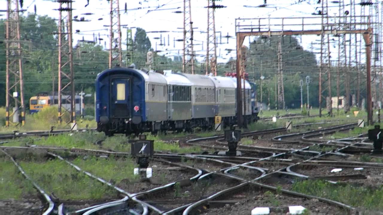 Special train in Hungary - Candlelight Express with the V42 527 engine