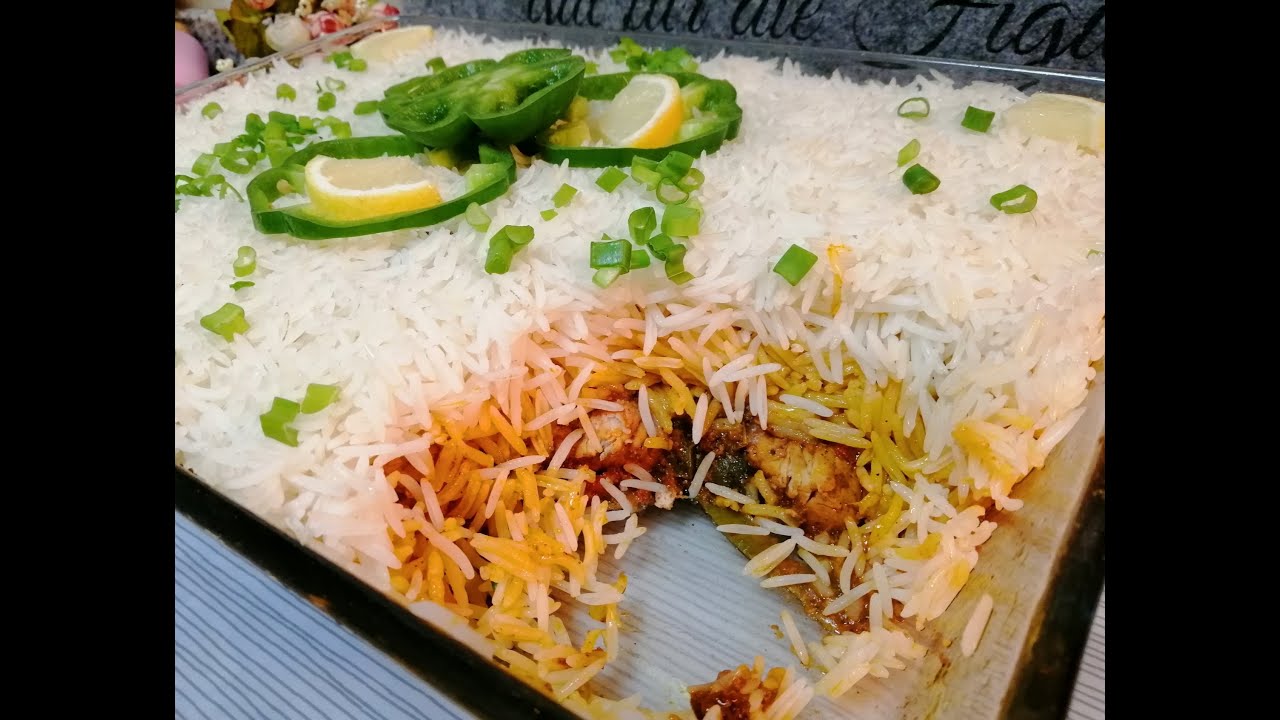 صينية الرز والدجاج بالفرن😊 بصلصة كتير طيبة🤗 وبطريقة سهلة شوفوها لا تفوتكم
