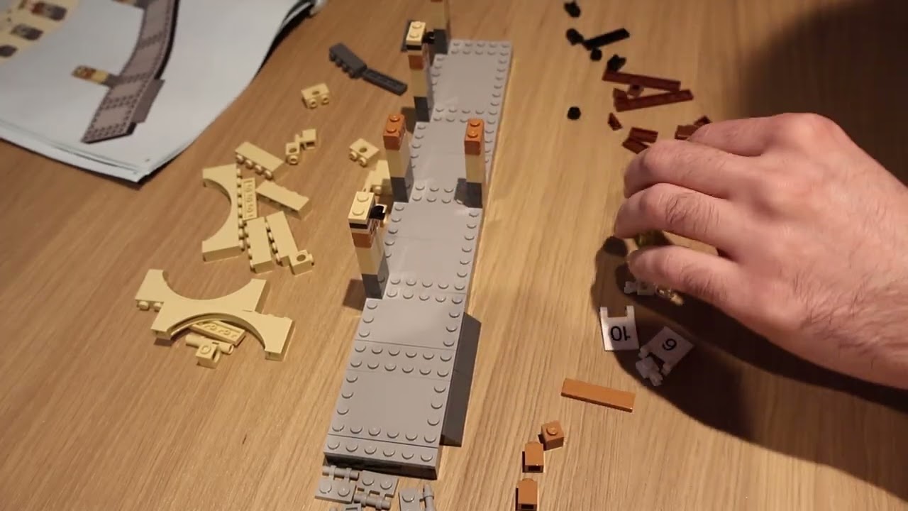 Building LEGO Harry Potter 75955 Hogwarts Express Part I