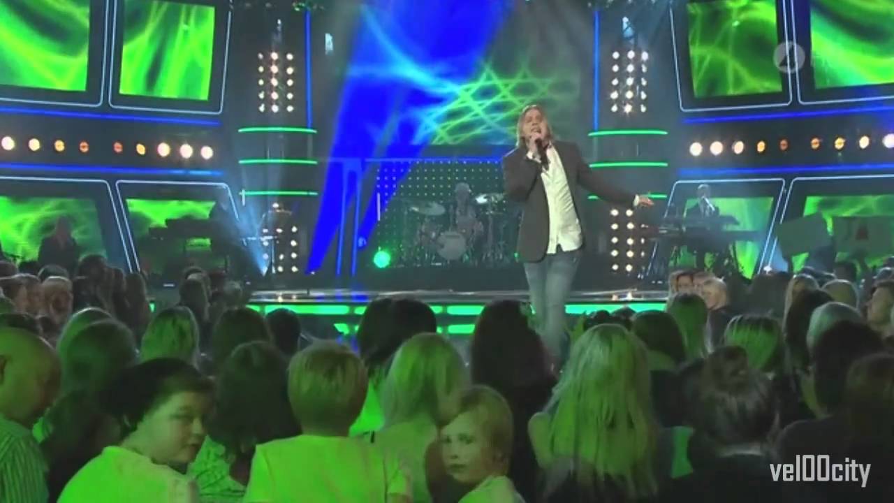 Jay Smith - A Hard Days Night [Idol 2010] [HD]
