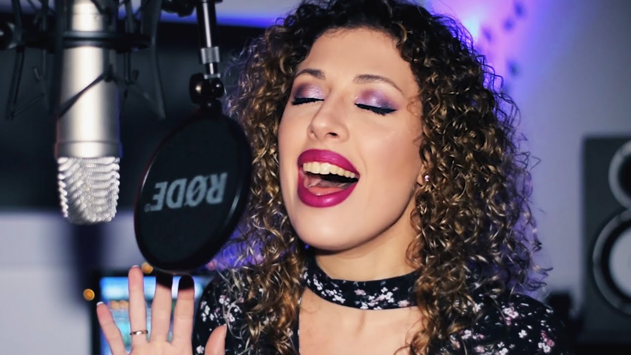 La Vida Es Un Sueño (Soy Luna) - Adriana Vitale