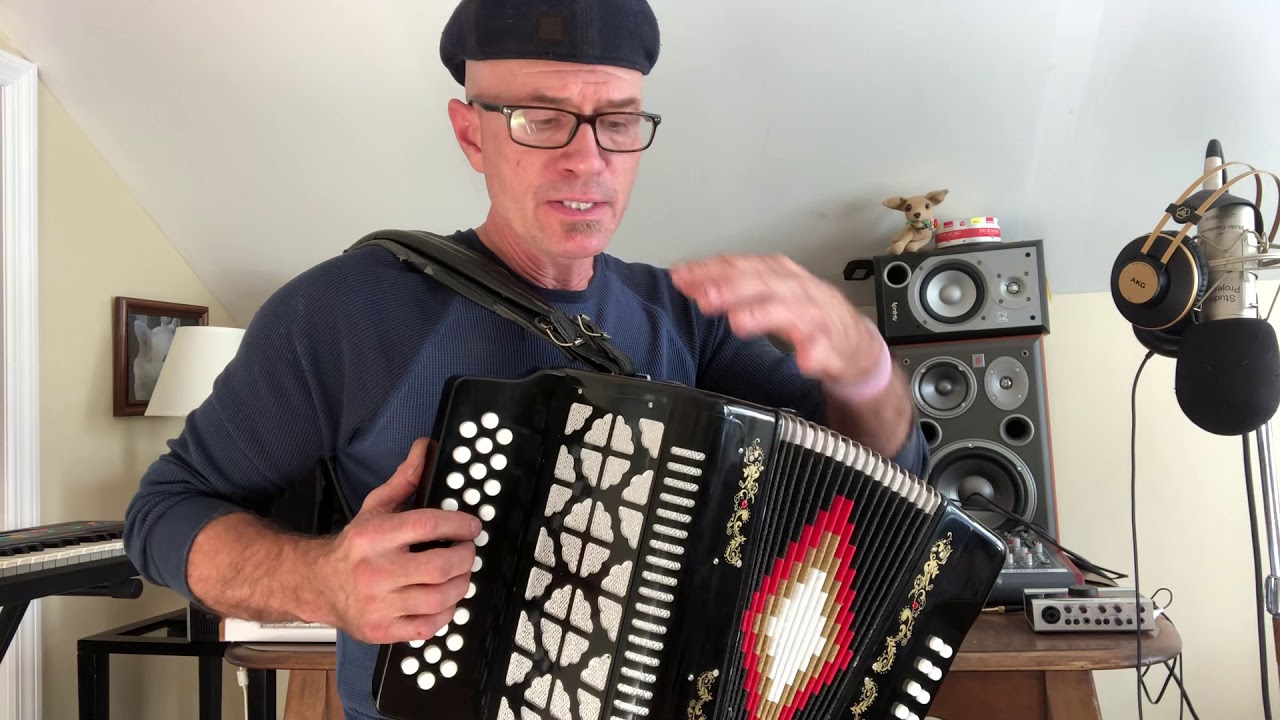 Intro to Zydeco 3 Row Accordion Lesson 2 : Breaking my Heart G Am