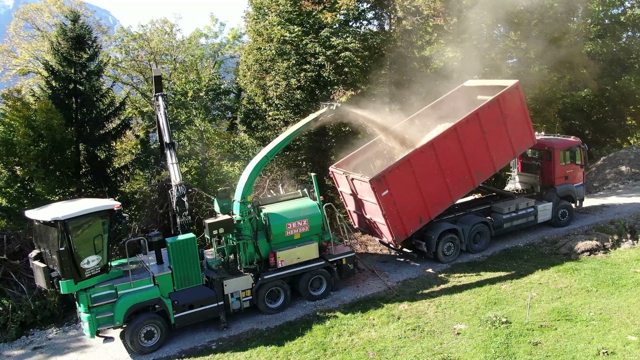 JENZ HEM 593 R Cobra Chippertruck | Wood chip production  | MAN 6x6 Agro Truck | Massey Ferguson