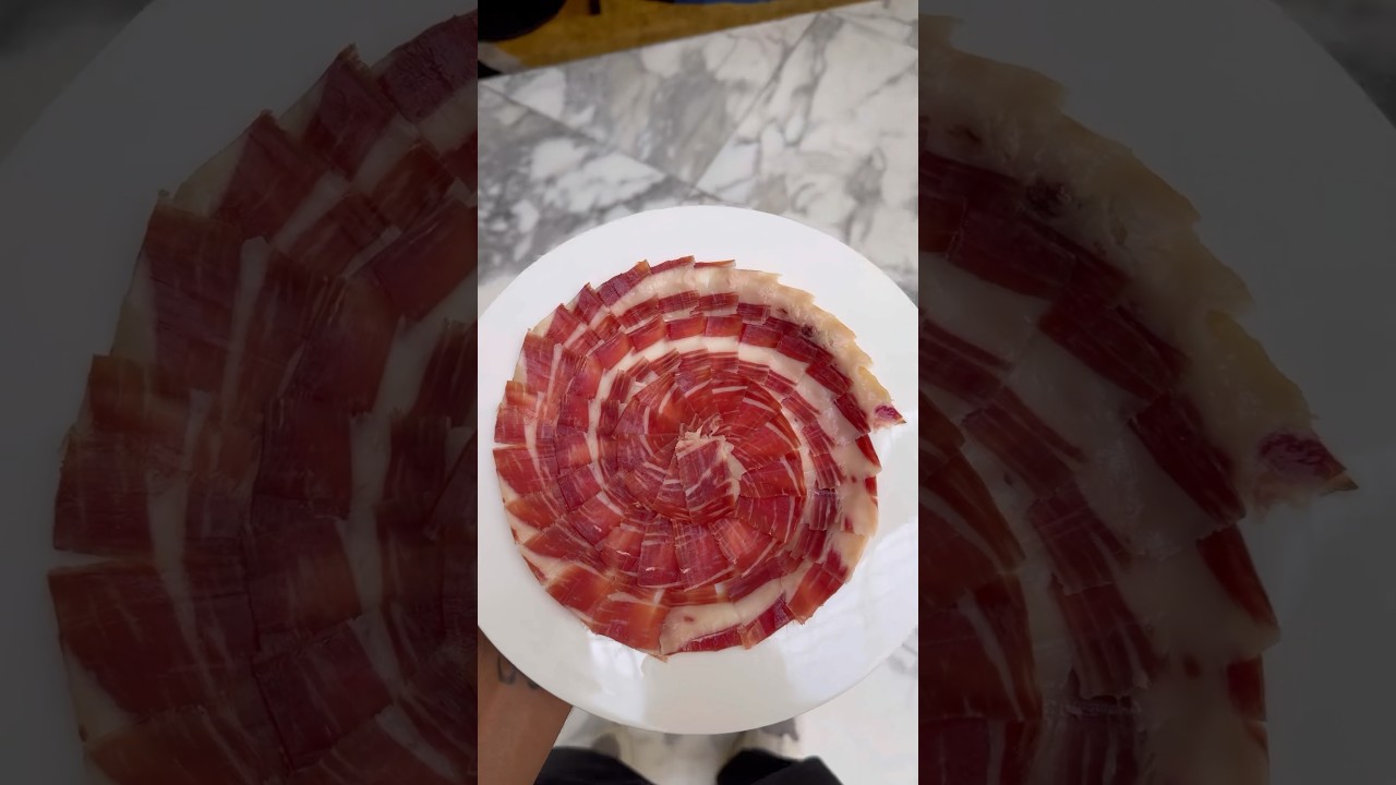 Jam&oacute;n Iberico Carving! 😍🇪🇸 #Shorts