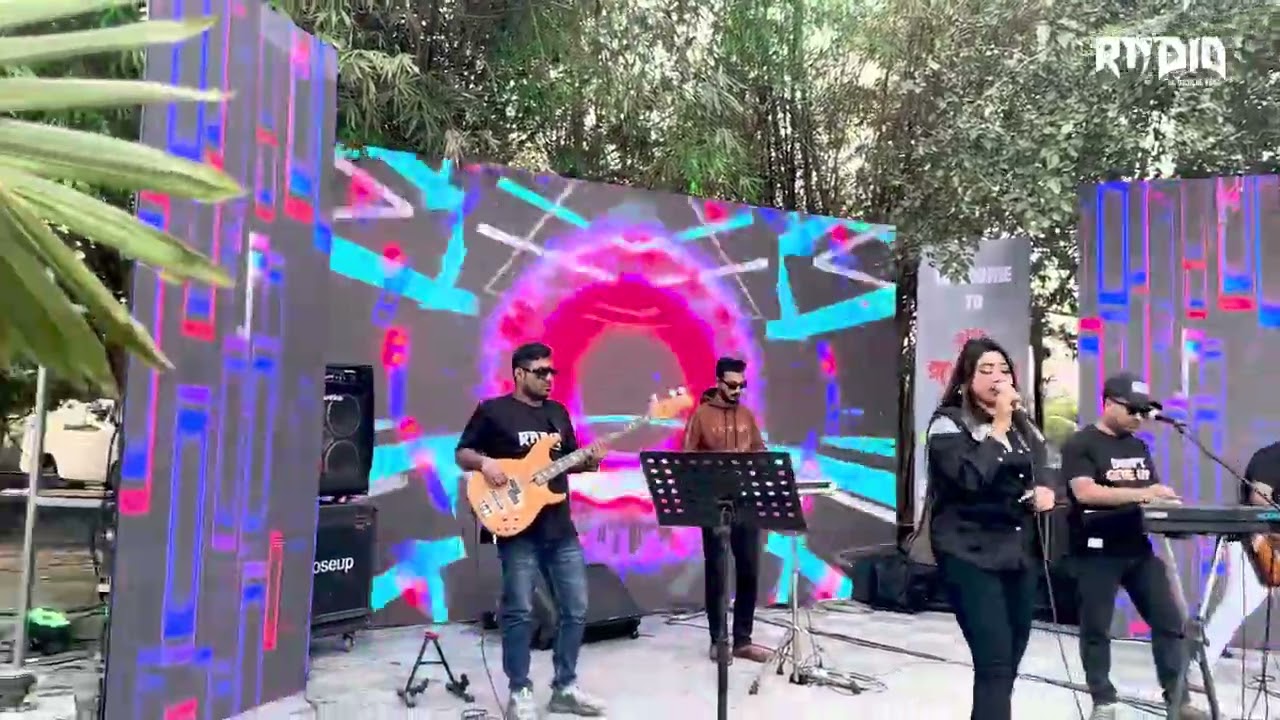 Dustu Polapan || RADIO || Live Concert