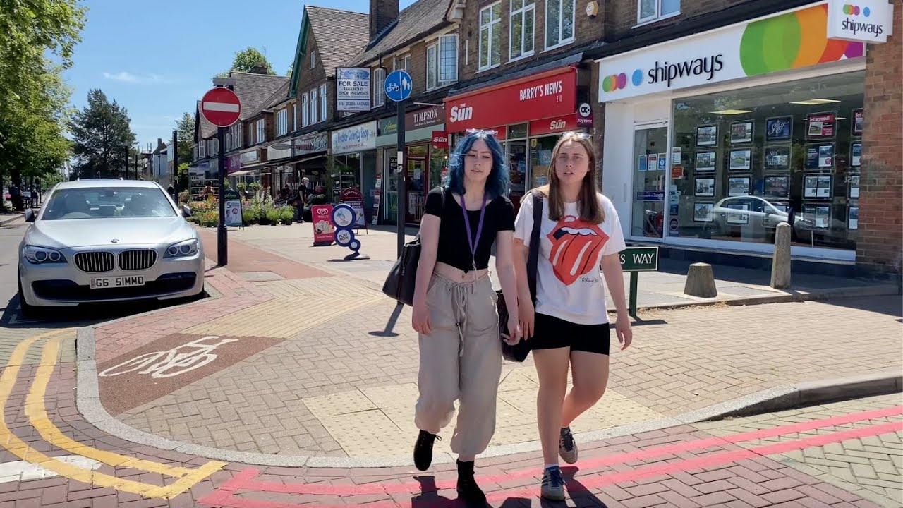 Shirley - Stratford Road Walking Tour (Solihull) #75 | England UK 2021