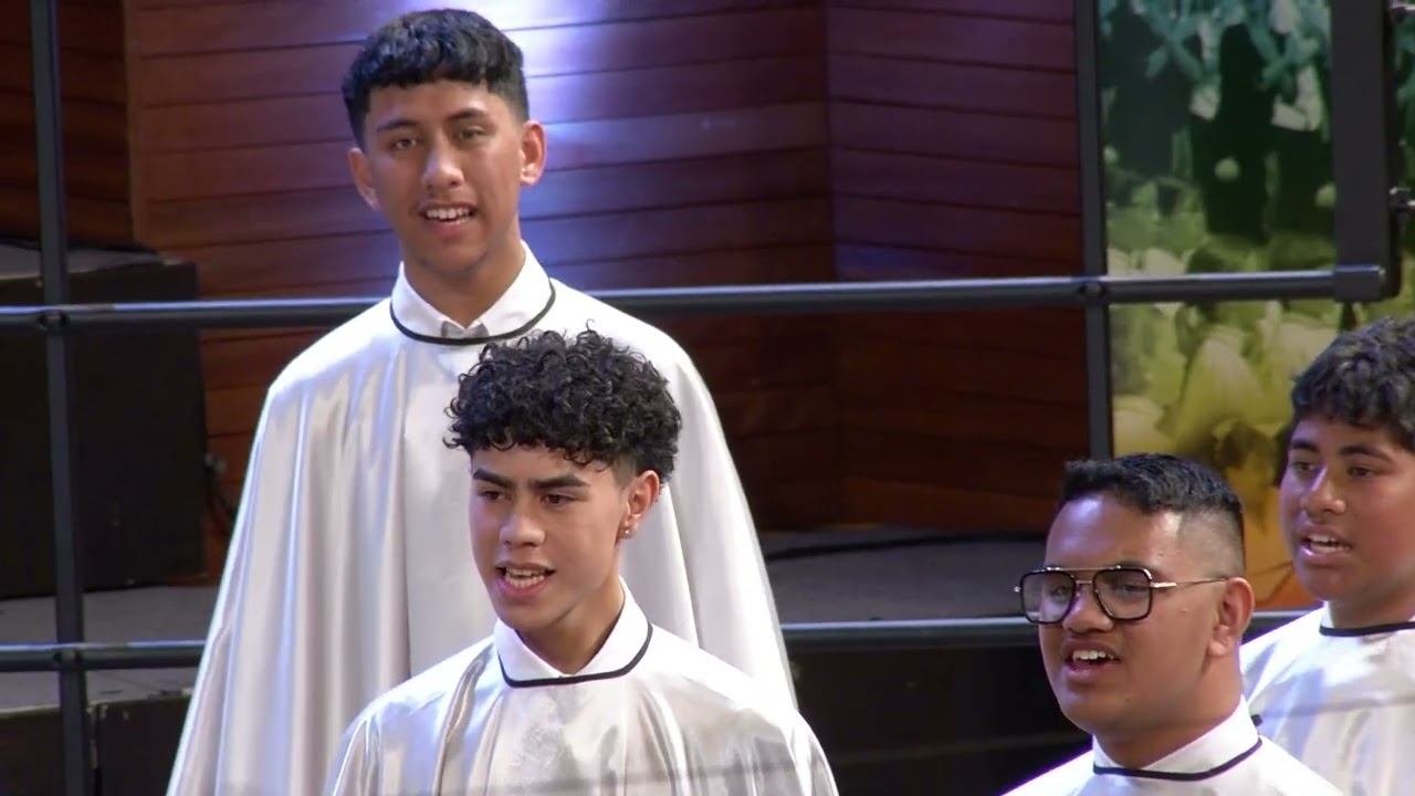 Avondale College, Avondale College Gospel Choir | Whakamoemiti – Stan Walker, arr  Laveia’ava Raymah