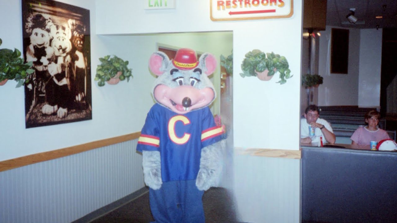 Chuck E Cheese - Fargo, ND (2003-2010) [Closed in 2024]