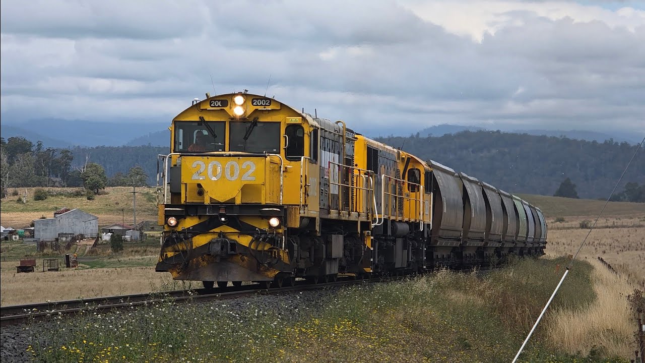 TasRail 2002 2052 #46 Coal train crossing Bengeo Road