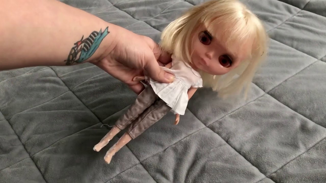 Dolly Dress Up: Henwin the Vintage Kenner Blythe modelling our outfit haul from Etsy