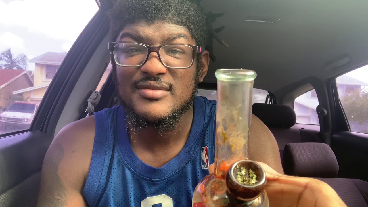 Backwood And Bong Hotbox Session