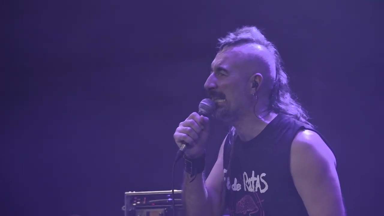 Fe de Ratas - Querida Clara (Directo 25º Aniversario) (Videoclip Oficial)