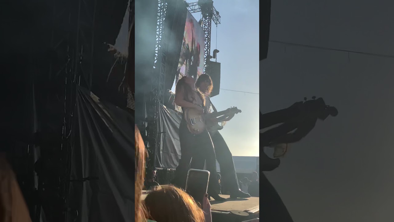 MÅNESKIN - KIWI (Harry Styles) - LIVE RONQUIÈRES FESTIVAL 2021