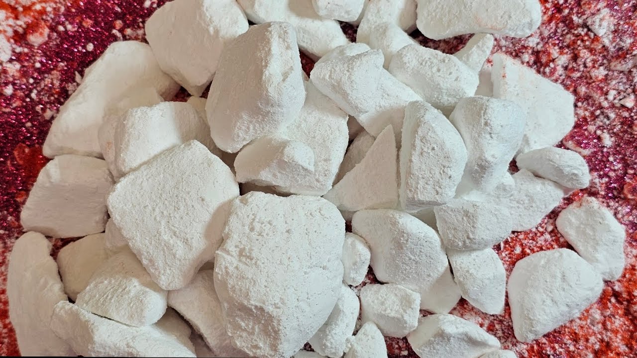 Pebbles Crushing & Jumbos ! Gymchalk ASMR Satisfying Relaxing Dusty Powder Play 😊 
