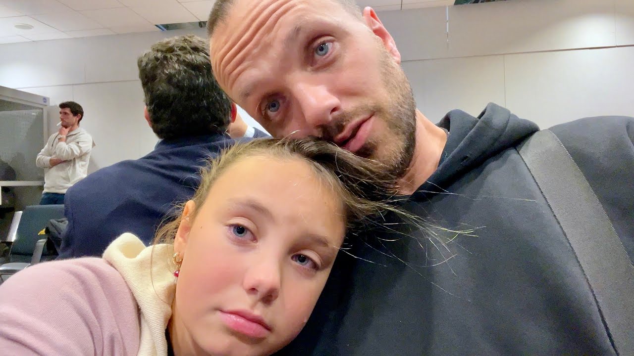 Nervöst när Alma ska flyga själv! Följ familjen i två länder VLOGG